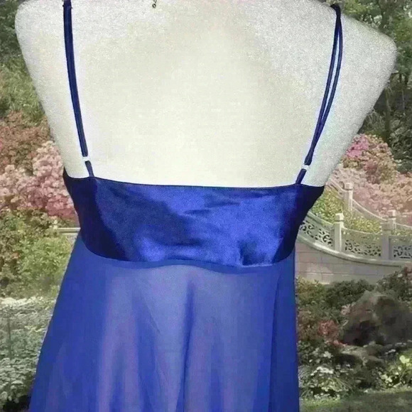 Y2k 90s Royal Blue Victoria’s Secret Slip Size Small - Picture 5 of 9